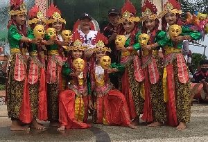 Tarian Bersejarah Topeng Emas Situbondo Ikut Meriahkan Situbondo Ethnic Festival (SEF) 2022